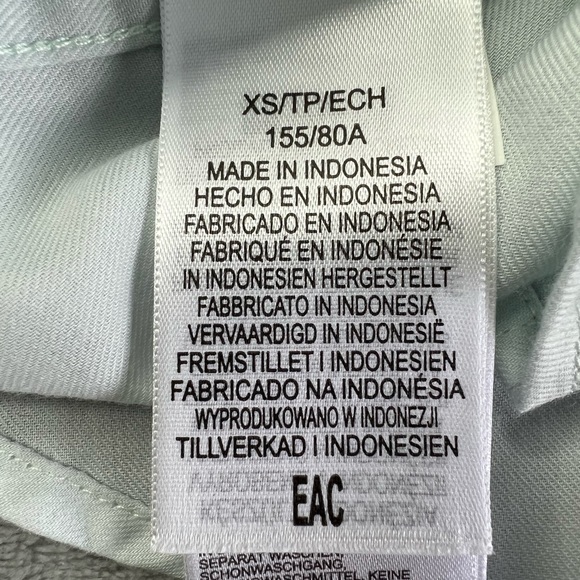 🎯NWT Marmot Seaside Ultra Lightweight Flannel Shirt Size XS - Picture 9 of 11